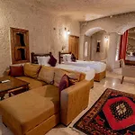 Elegance Cave Suites&restaurant Hotel 4*