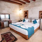 Elegance Cave Suites&restaurant Hotel