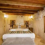 Hotel Elegance Cave & Restaurant
