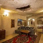 Elegance Cave Suites&restaurant 4*