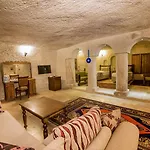Hotel Elegance Cave & Restaurant 4*