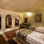 Elegance Cave Suites&restaurant