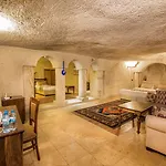 Elegance Cave & Restaurant 4* Goreme