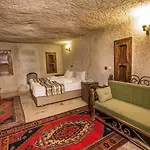 Elegance Cave & Restaurant Hotel 4*