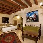 Elegance Cave & Restaurant 4*