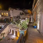 Hotel Elegance Cave Suites&restaurant
