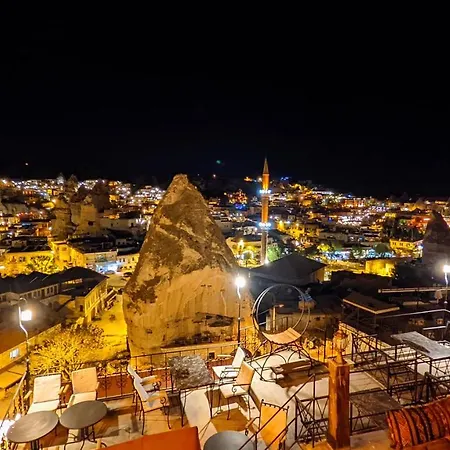 מלון Elegance Cave & Restaurant