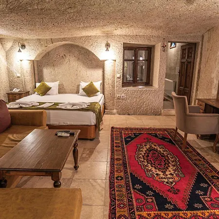 Elegance Cave & Restaurant Hotel 2*