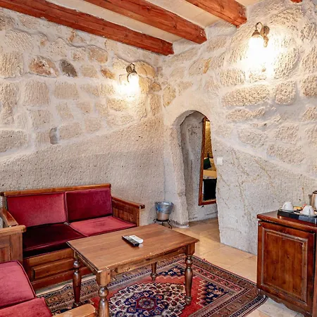 Hotel Elegance Cave & Restaurant 2*