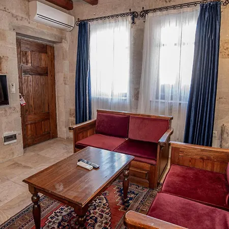 Elegance Cave & Restaurant Hotel