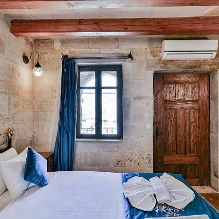 Elegance Cave & Restaurant Hotel 2*