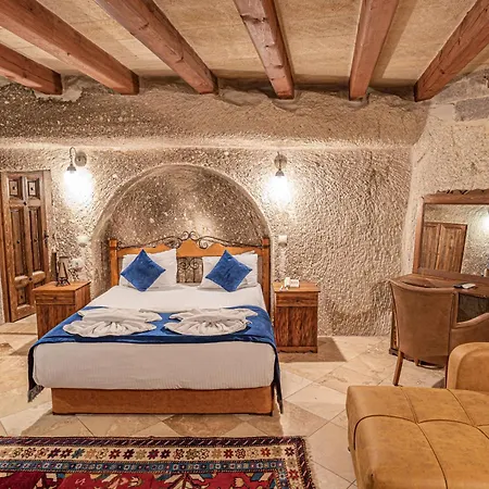 Elegance Cave & Restaurant Hotel 2*