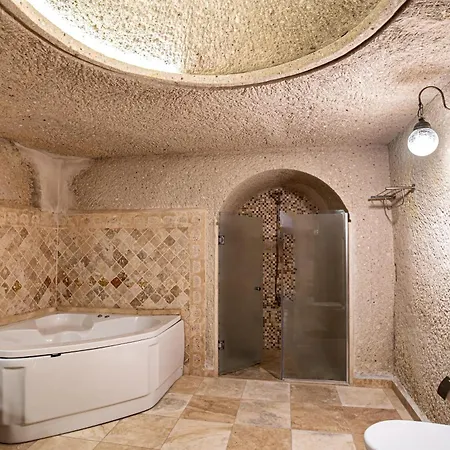 Elegance Cave & Restaurant 4* 괴레메