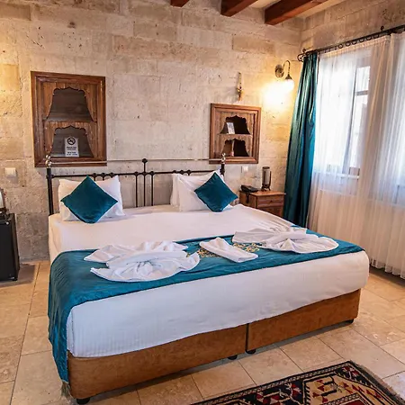Hotel Elegance Cave & Restaurant 2*