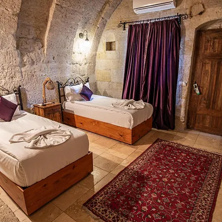 Elegance Cave & Restaurant Hotel 2*