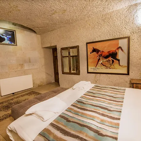 Hotel Elegance Cave & Restaurant 4*