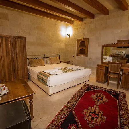 Elegance Cave & Restaurant 4*
