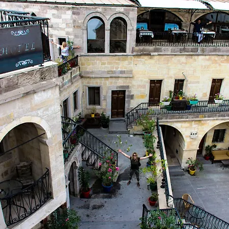 Elegance Cave & Restaurant Hotel 4*