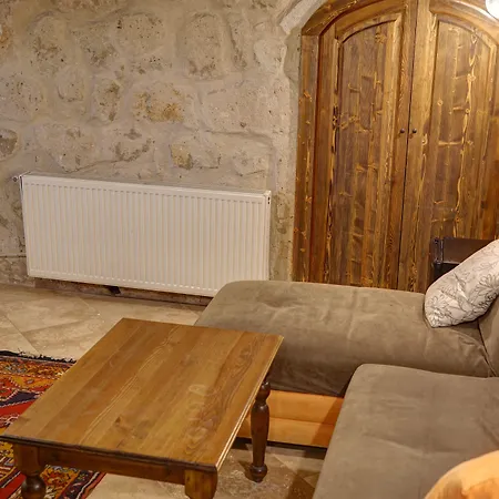 Hotel Elegance Cave & Restaurant