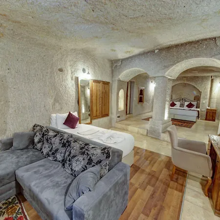 Elegance Cave & Restaurant 4*
