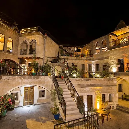 Elegance Cave & Restaurant Hotel