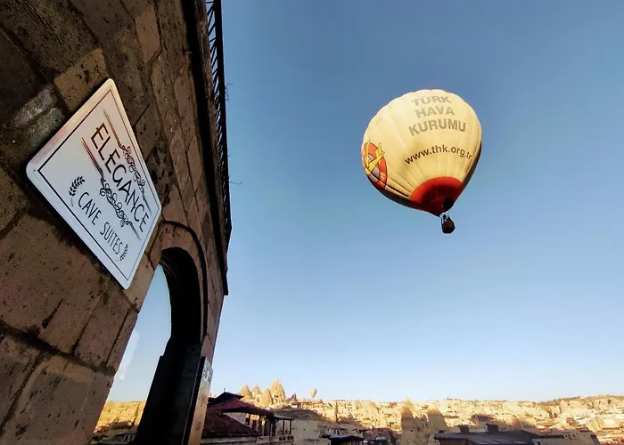 Elegance Cave Suites&restaurant 4*