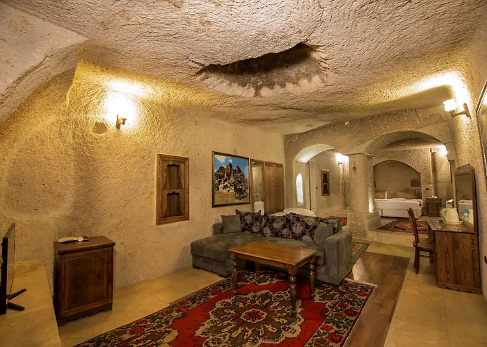 Elegance Cave Suites&restaurant 4*