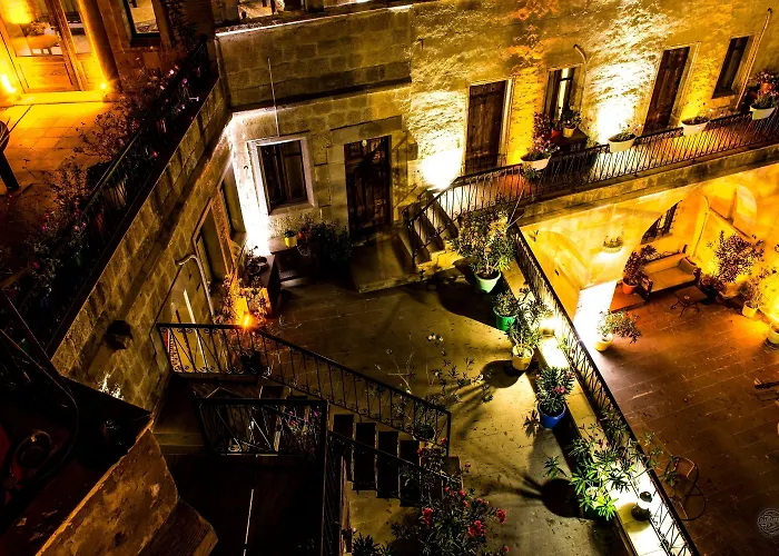 Elegance Cave Suites&restaurant Hotel 4*