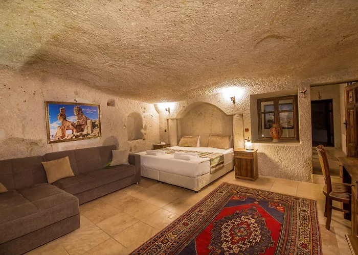 Elegance Cave Suites&restaurant Hotel