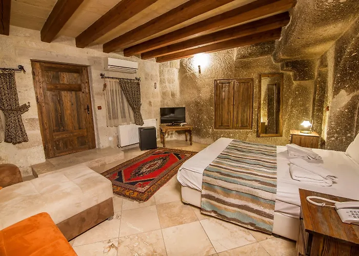 Elegance Cave Suites&restaurant Hotel