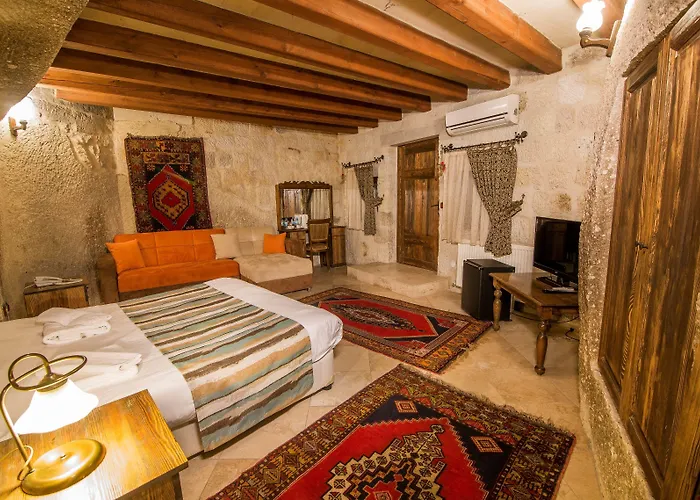 Elegance Cave Suites&restaurant