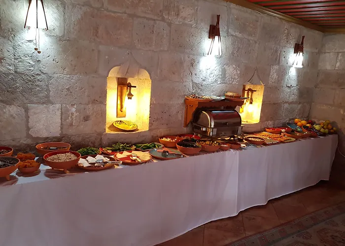 Elegance Cave Suites&restaurant Hotel