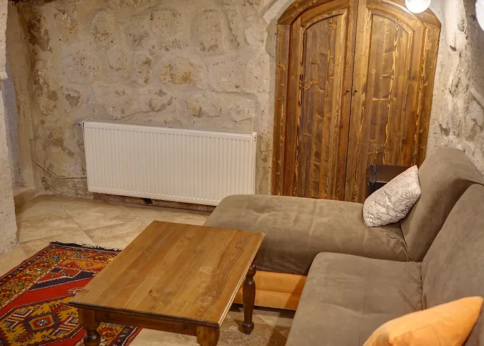 Hotel Elegance Cave Suites&restaurant